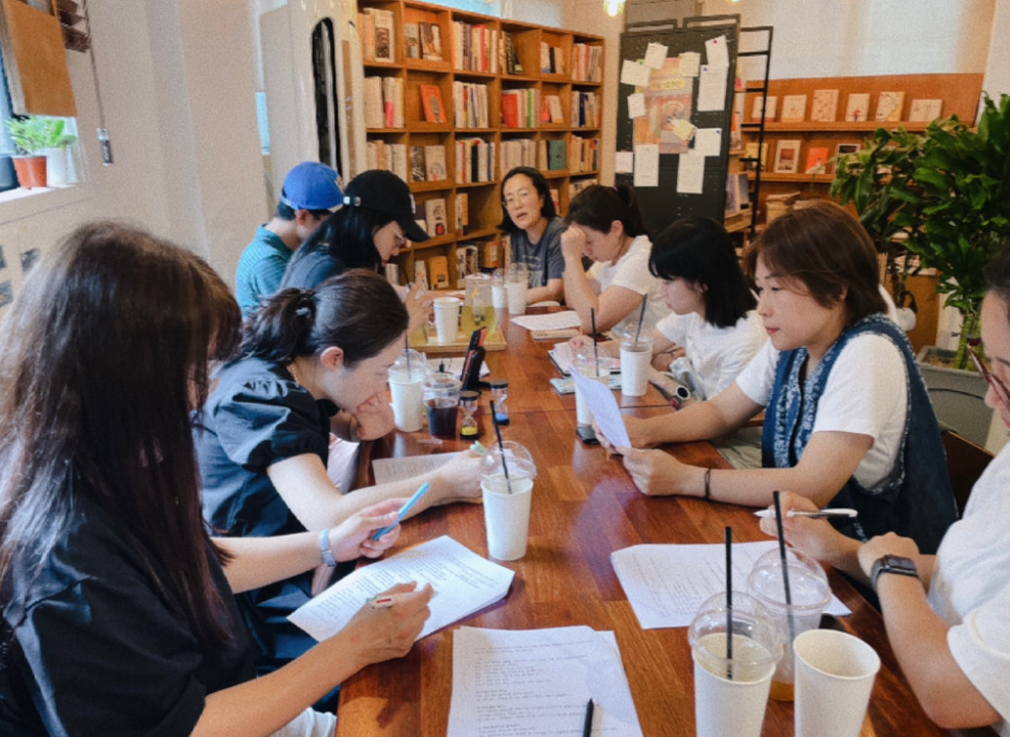 문학에 관한 이야기와 글쓰기 프로그램 이미지1